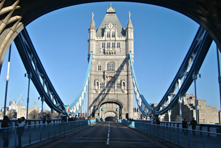 tower-bridge-london-day